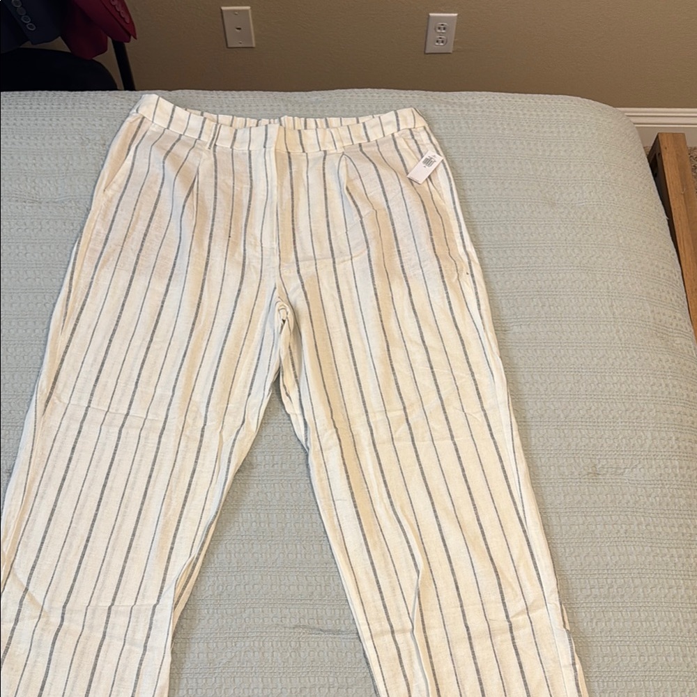 Striped Linen Old NavyPants in Cream and Blue